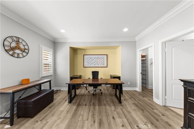 52 Winding Way, Irvine, CA 92620