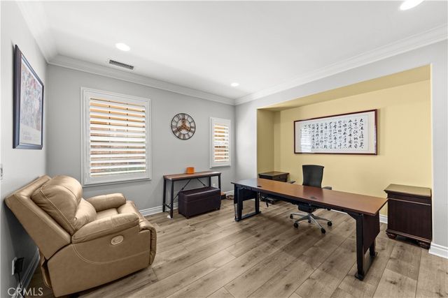 52 Winding Way, Irvine, CA 92620