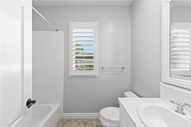 52 Winding Way, Irvine, CA 92620