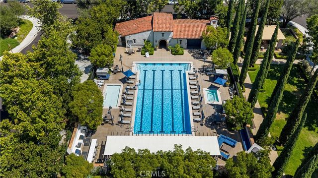 52 Winding Way, Irvine, CA 92620