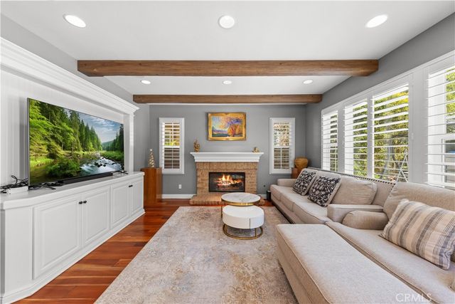52 Winding Way, Irvine, CA 92620