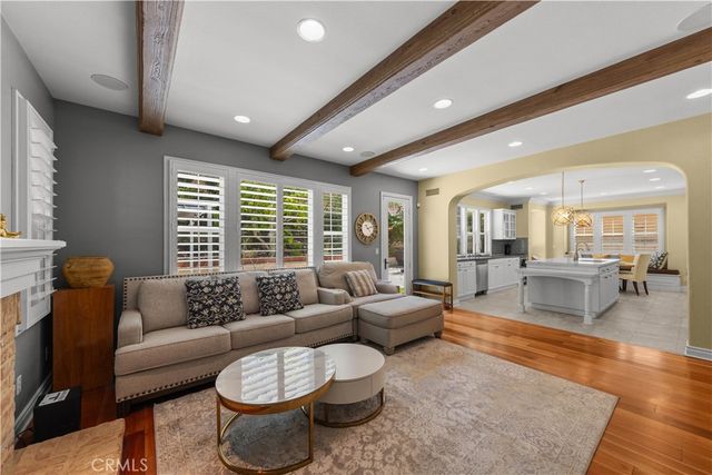 52 Winding Way, Irvine, CA 92620