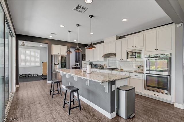 10723 Hammett Park Avenue, Las Vegas, NV 89166