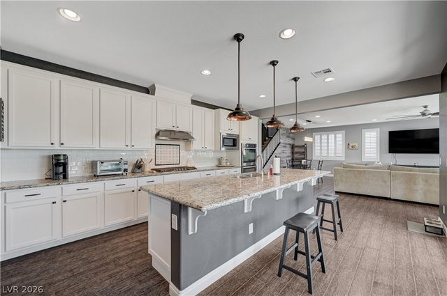 10723 Hammett Park Avenue, Las Vegas, NV 89166