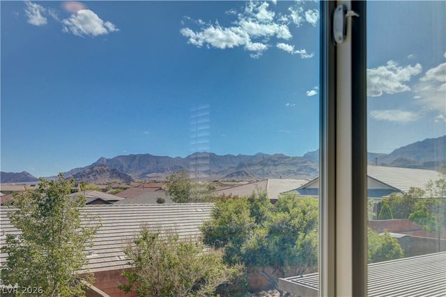 10723 Hammett Park Avenue, Las Vegas, NV 89166