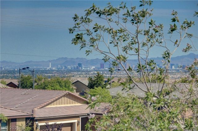 10723 Hammett Park Avenue, Las Vegas, NV 89166