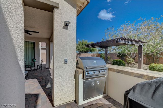 10723 Hammett Park Avenue, Las Vegas, NV 89166