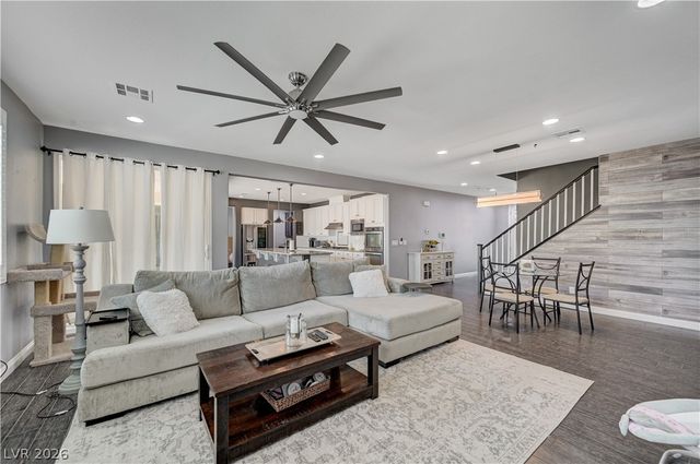 10723 Hammett Park Avenue, Las Vegas, NV 89166