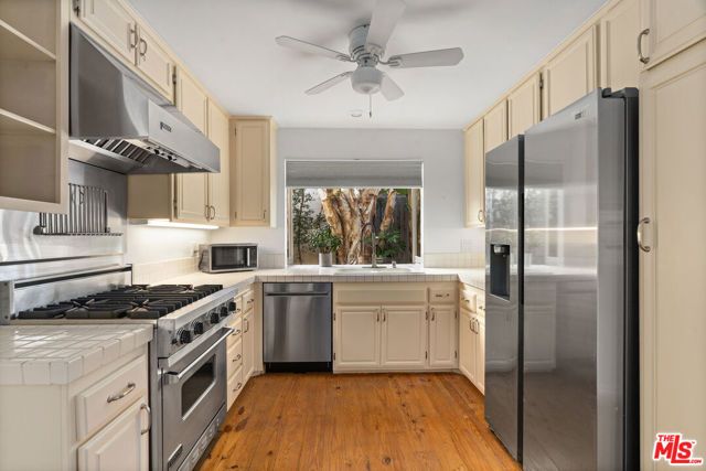 4324 Willow Glen Street, Calabasas, CA 91302