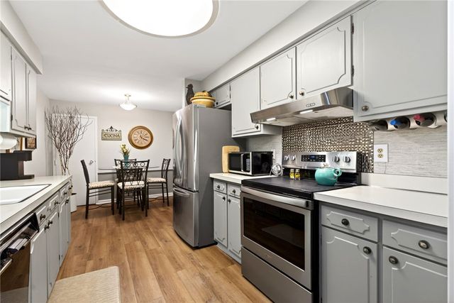 3265 Southdale Drive 9, Kettering, OH 45409