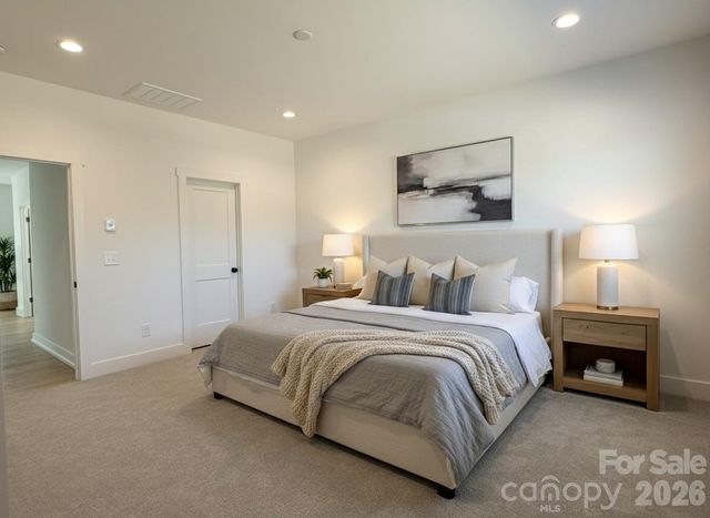 3922 Sarah Drive, Charlotte, NC 28217