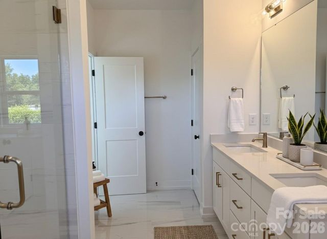 3922 Sarah Drive, Charlotte, NC 28217