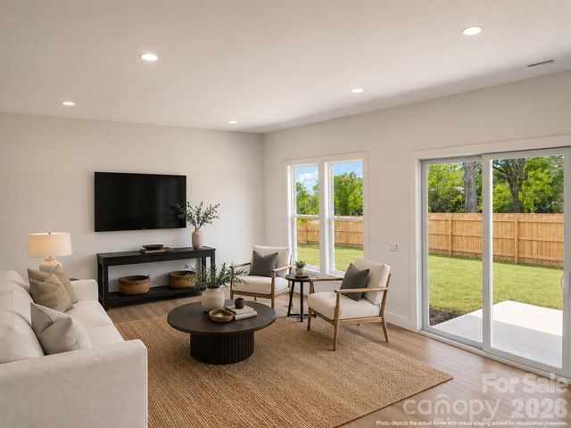 3922 Sarah Drive, Charlotte, NC 28217