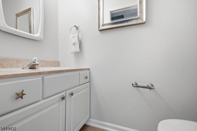 30 Chelsea Way, Bridgewater Twp., NJ 08807