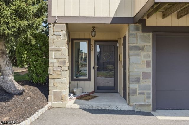30 Chelsea Way, Bridgewater Twp., NJ 08807