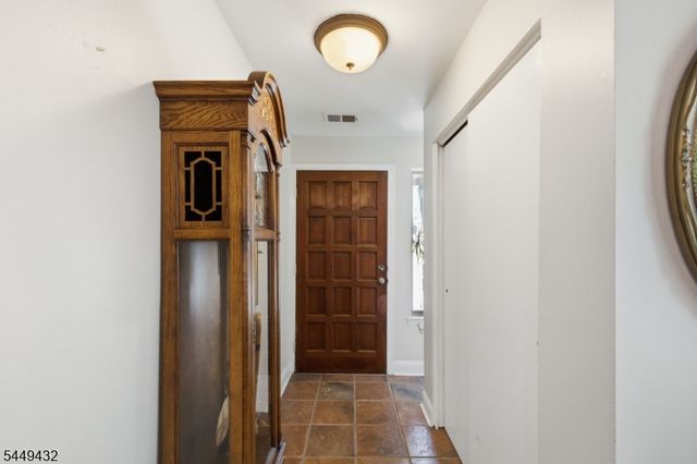 30 Chelsea Way, Bridgewater Twp., NJ 08807