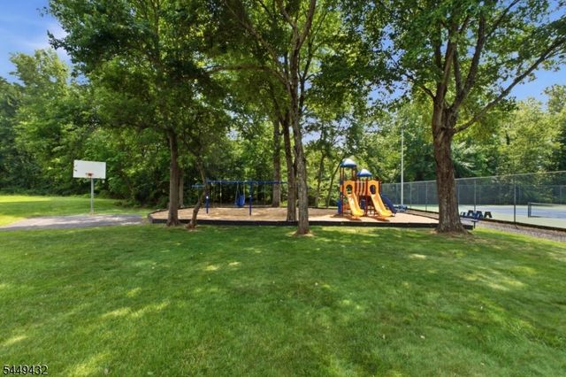 30 Chelsea Way, Bridgewater Twp., NJ 08807
