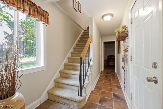 30 Chelsea Way, Bridgewater Twp., NJ 08807