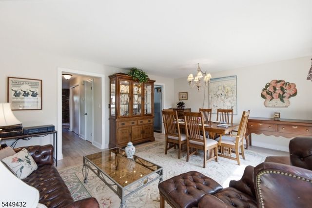 30 Chelsea Way, Bridgewater Twp., NJ 08807