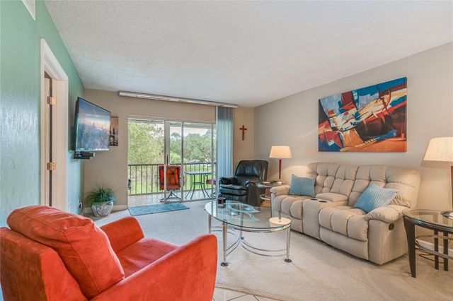 700 S Hollybrook Drive 304, Pembroke Pines, FL 33025