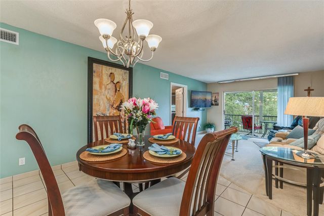 700 S Hollybrook Drive 304, Pembroke Pines, FL 33025