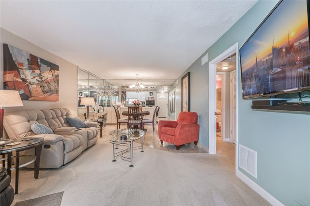 700 S Hollybrook Drive 304, Pembroke Pines, FL 33025