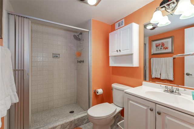 700 S Hollybrook Drive 304, Pembroke Pines, FL 33025