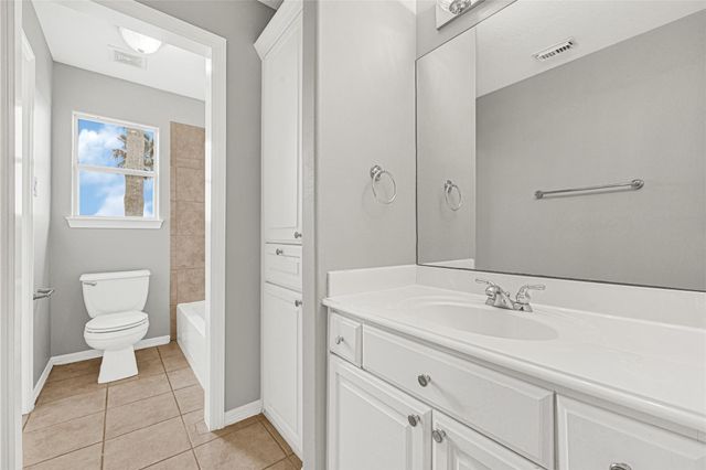 2326 Acadiana Lane, Seabrook, TX 77586