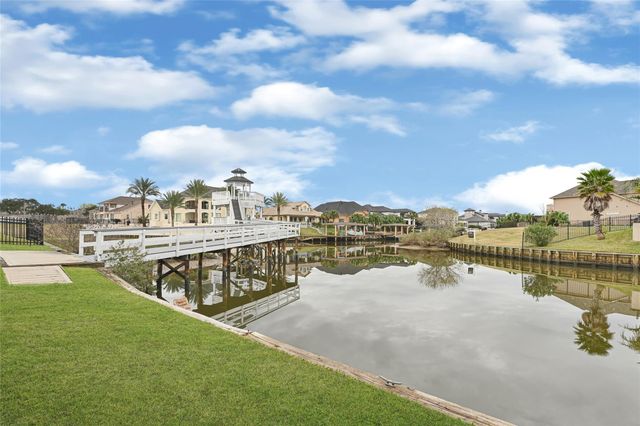 2326 Acadiana Lane, Seabrook, TX 77586