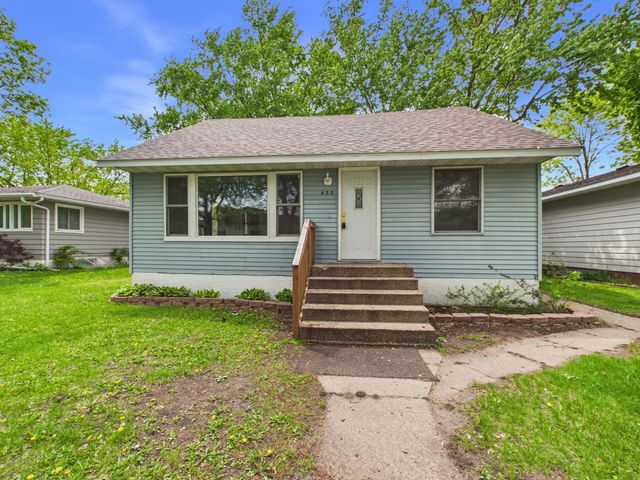 433 30th Avenue N, Saint Cloud, MN 56303