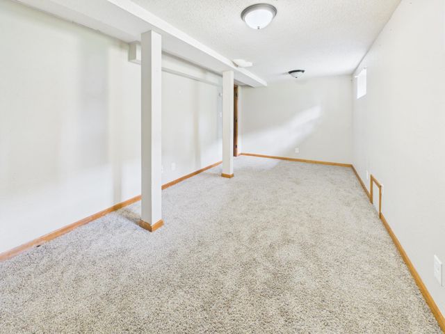 433 30th Avenue N, Saint Cloud, MN 56303