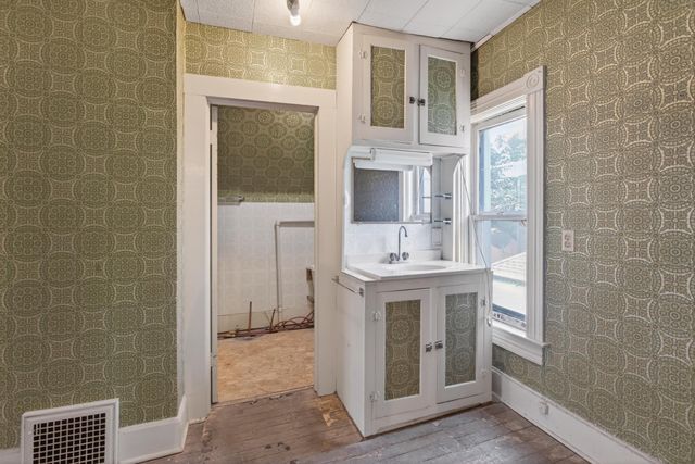 804 Sherburne Avenue, Saint Paul, MN 55104