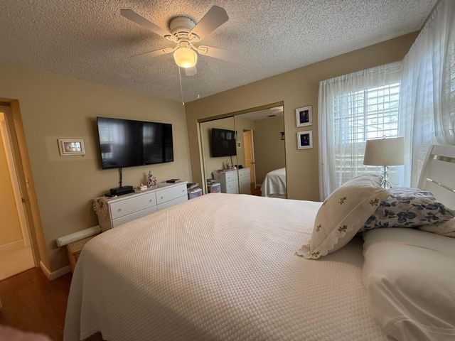 4550 Biddeford Avenue 42, West Palm Beach, FL 33417