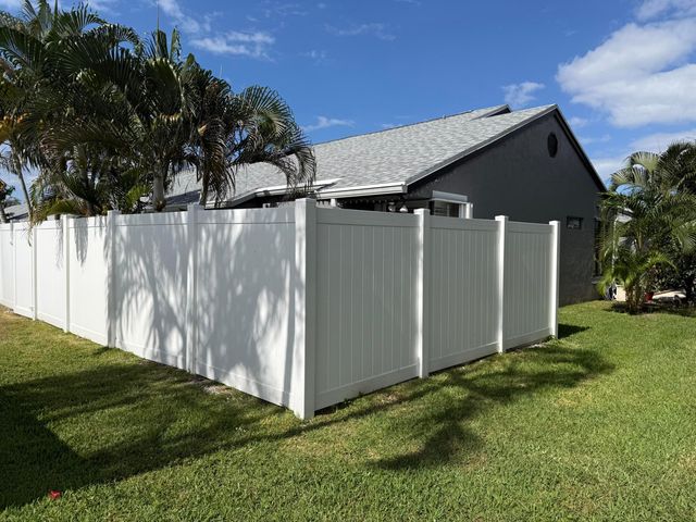 4550 Biddeford Avenue 42, West Palm Beach, FL 33417