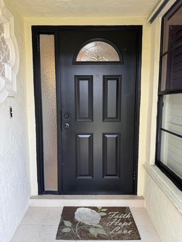 4550 Biddeford Avenue 42, West Palm Beach, FL 33417