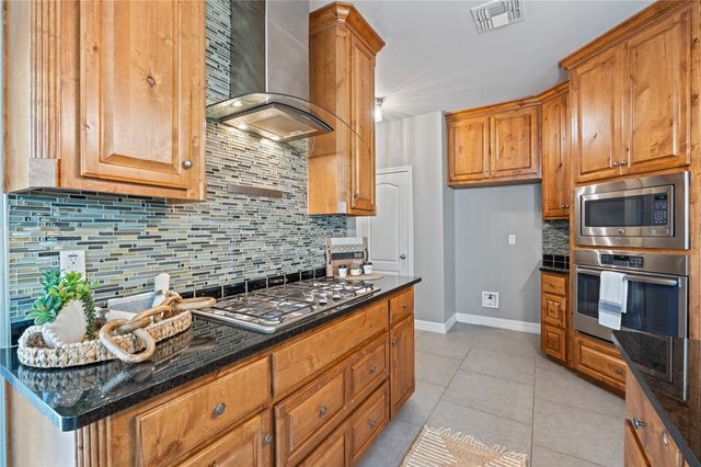 3013 Neches Dr, Corpus Christi, TX 78414