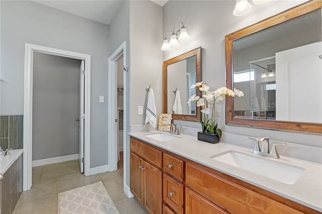 3013 Neches Dr, Corpus Christi, TX 78414