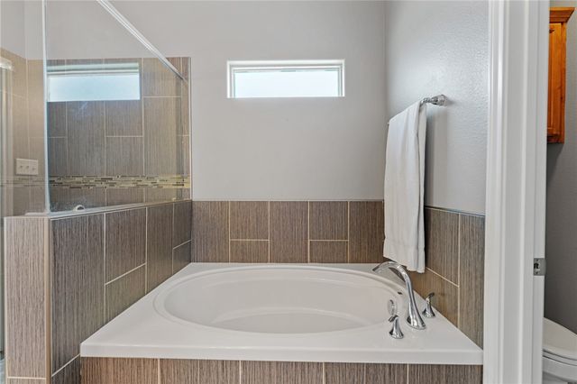 3013 Neches Dr, Corpus Christi, TX 78414