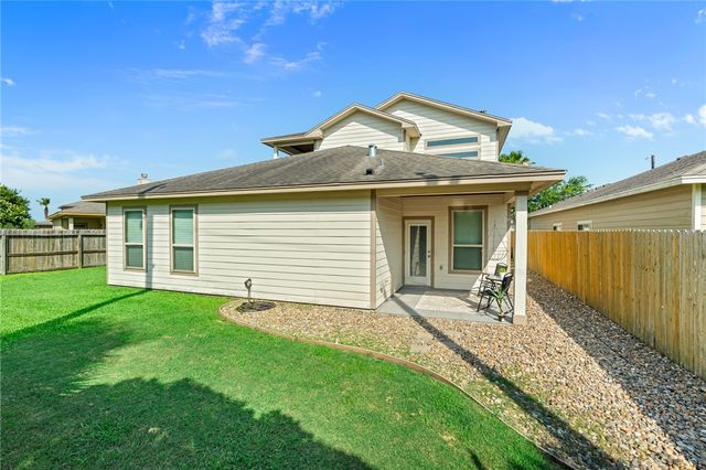 3013 Neches Dr, Corpus Christi, TX 78414