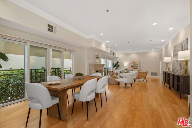 11840 Dorothy Street 202, Los Angeles, CA 90049