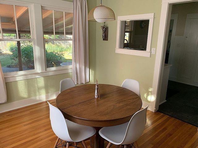 625 S Holly Street, Medford, OR 97501