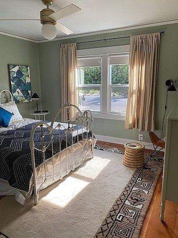 625 S Holly Street, Medford, OR 97501