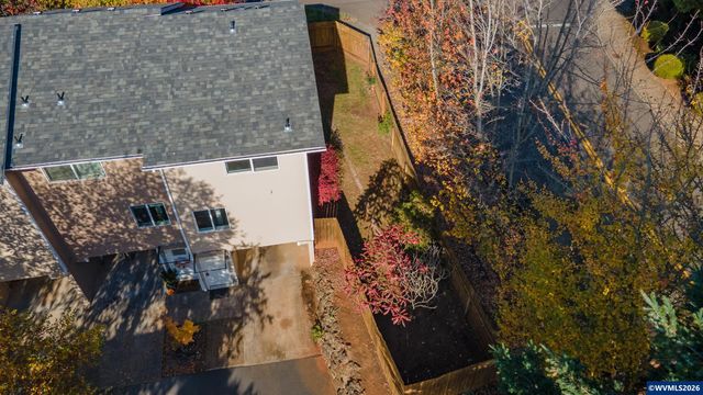 2224 Maplewood Dr S, Salem, OR 97306