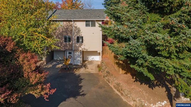 2224 Maplewood Dr S, Salem, OR 97306