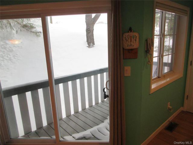 2 Eagle Ridge Way, Nanuet, NY 10954