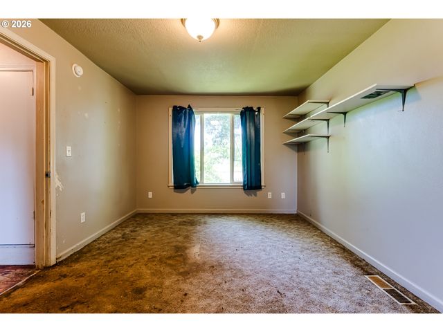 2996 RIVER Rd, Eugene, OR 97404