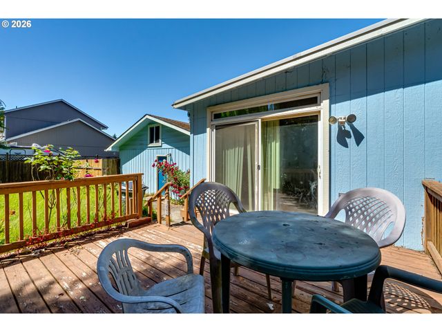 2996 RIVER Rd, Eugene, OR 97404