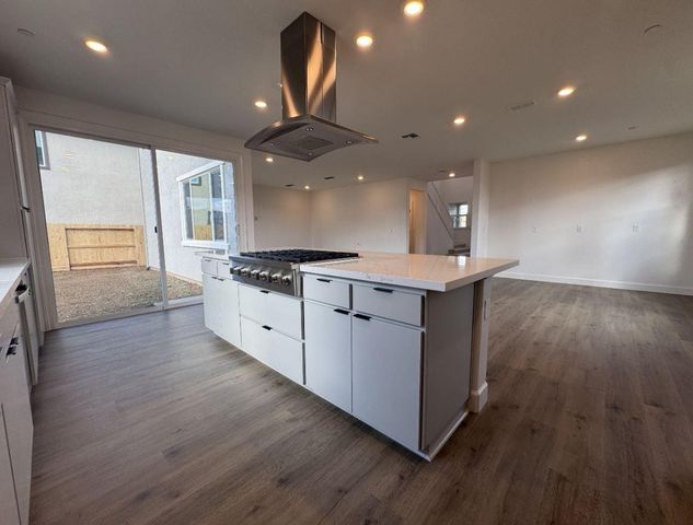 1224 Celebrate Dr, Roseville, CA 95747