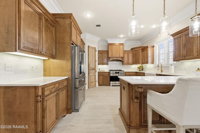 104 Rue Saint Barts, Youngsville, LA 70592