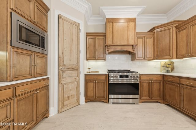 104 Rue Saint Barts, Youngsville, LA 70592